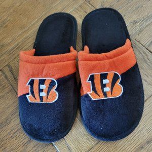 NFL Bengals Slippers Kids M (3-4)